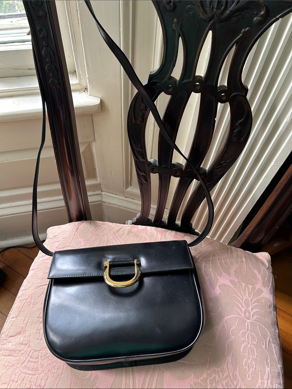 Salvatore Ferragamo Black Leather Shoulder Bag with Gold Hardware - Picture 3 of 4